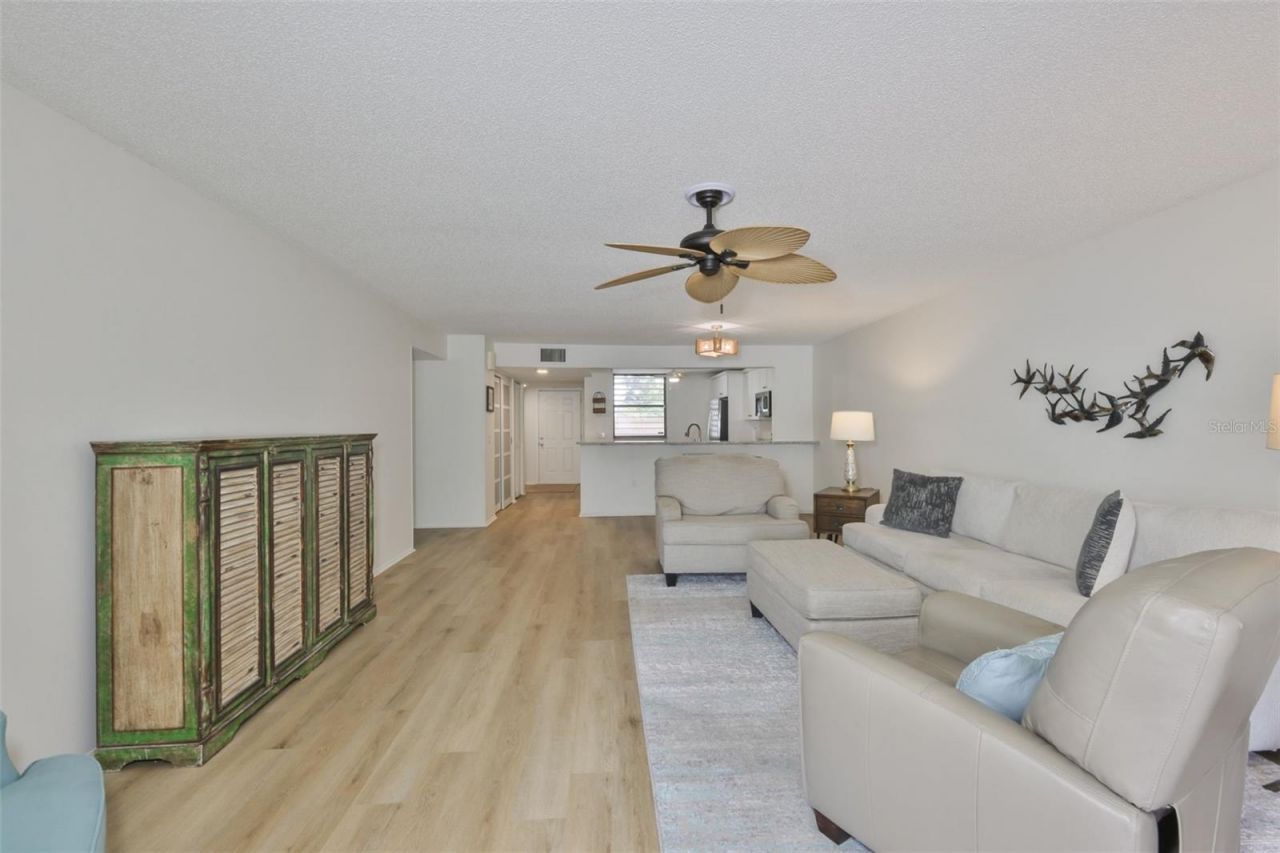 597 Lakeside Drive, Unit 597, Bradenton, FL 34210 Photo