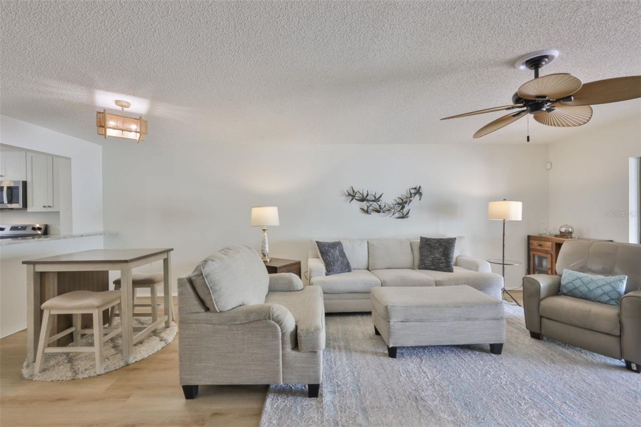 597 Lakeside Drive, Unit 597, Bradenton, FL 34210 Photo