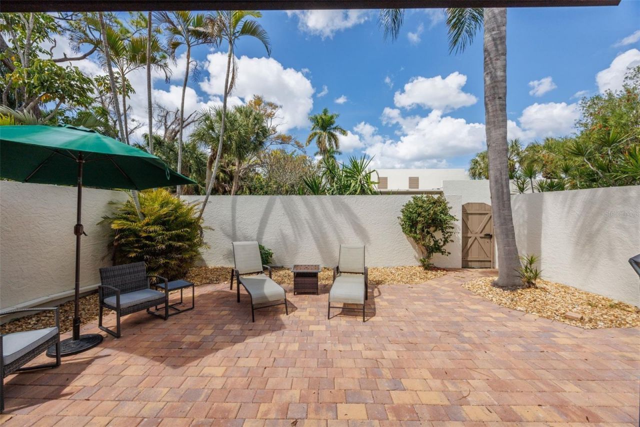 597 Lakeside Drive, Unit 597, Bradenton, FL 34210 Photo