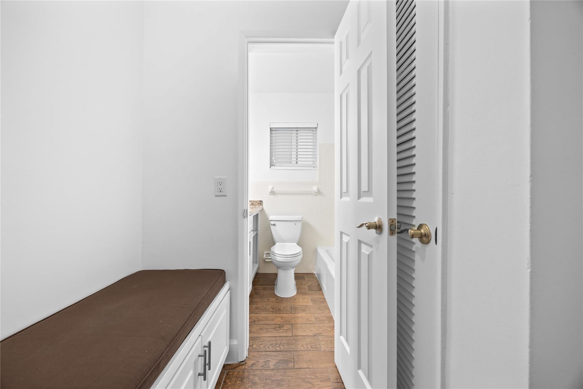 404 SE 16th Street, Unit 3, Fort Lauderdale, FL 33316 Photo