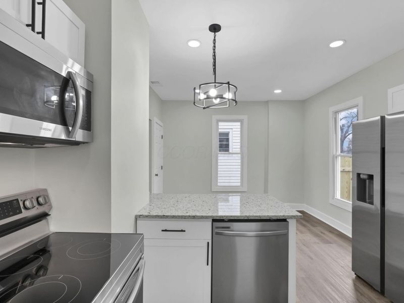 346 W Main Street , Newark, OH 43055 Photo 9