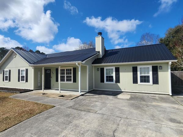 108 Foxlair Drive, Hubert, NC 28539