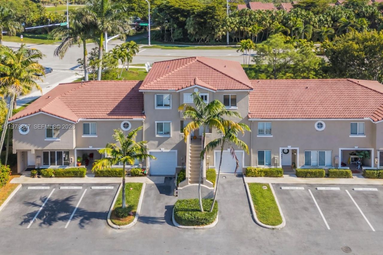 126 Riviera Cir , Unit 126, Weston, FL 33326 Photo