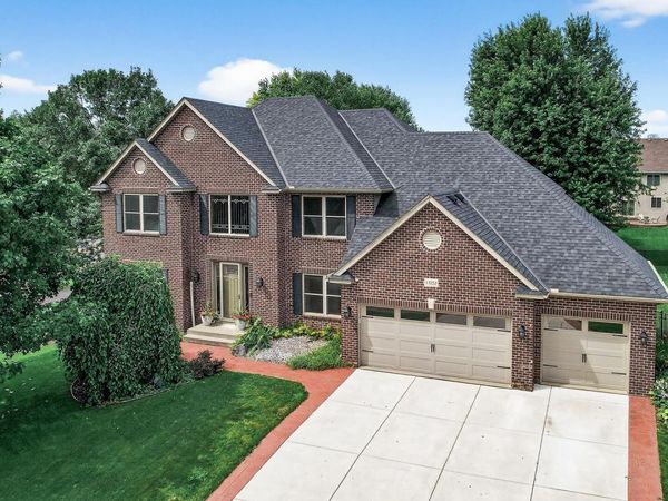 17232 Deerfield Drive SE, Prior Lake, MN 55372