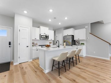 1528 Trellis Lane, West Saint Paul, MN 55118