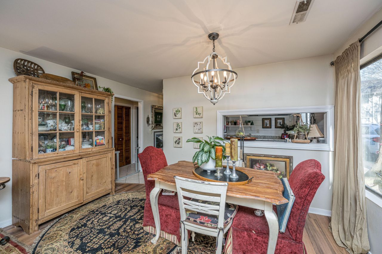 2770 Jobee Drive Drive Photo 15