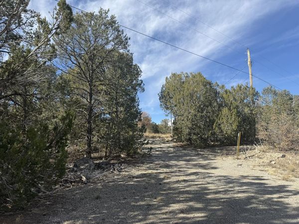2 Jesse James Road , Edgewood, NM 87015
