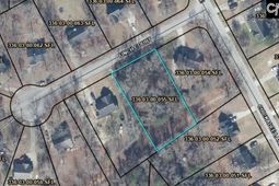 605 Finch Court  photo 4