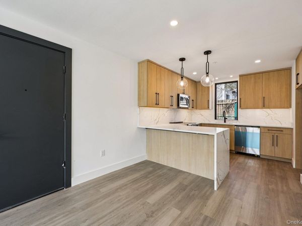 325 Manville, Unit 102, Pleasantville, NY 10570