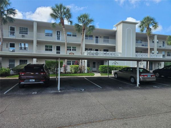 946 VIRGINIA STREET, Unit 104, DUNEDIN, FL 34698