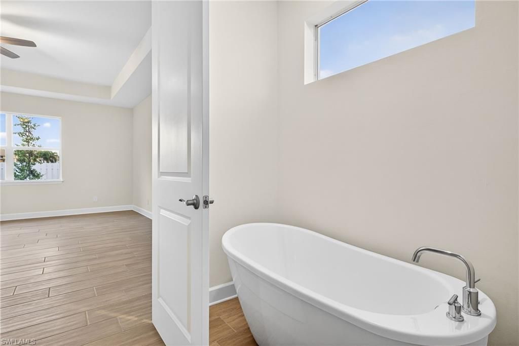 622 SW 30th Ter, Cape Coral, FL 33914 Photo
