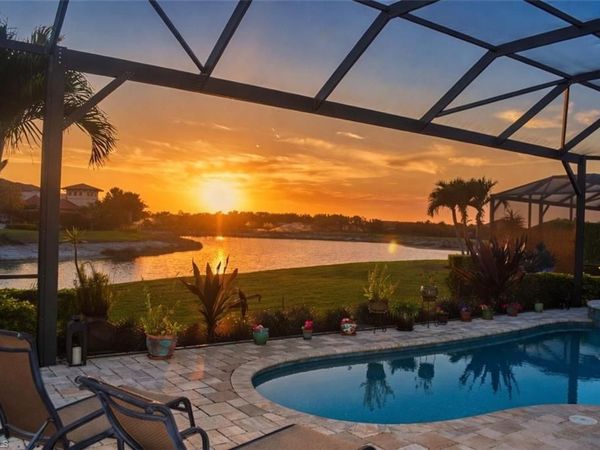 9012 Sorreno CT, NAPLES, FL 34119