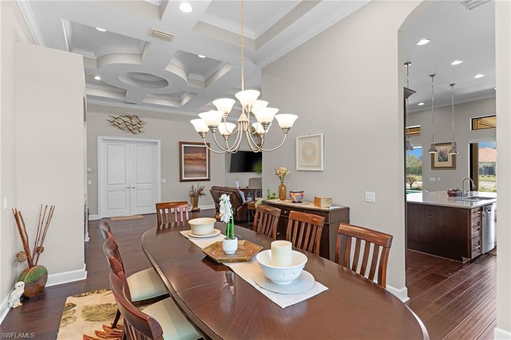 9012 Sorreno Ct, Naples, FL 34119 Photo