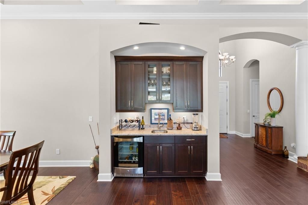 9012 Sorreno Ct, Naples, FL 34119 Photo