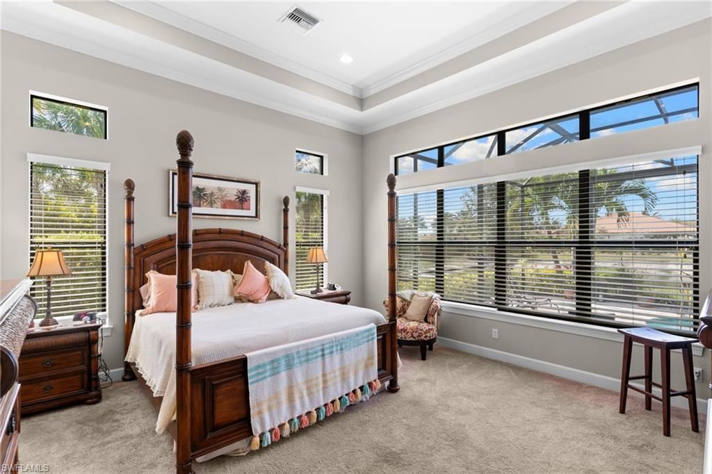 9012 Sorreno Ct, Naples, FL 34119 Photo