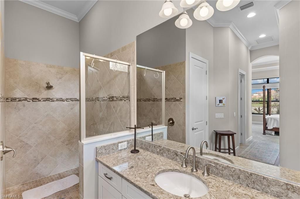 9012 Sorreno Ct, Naples, FL 34119 Photo