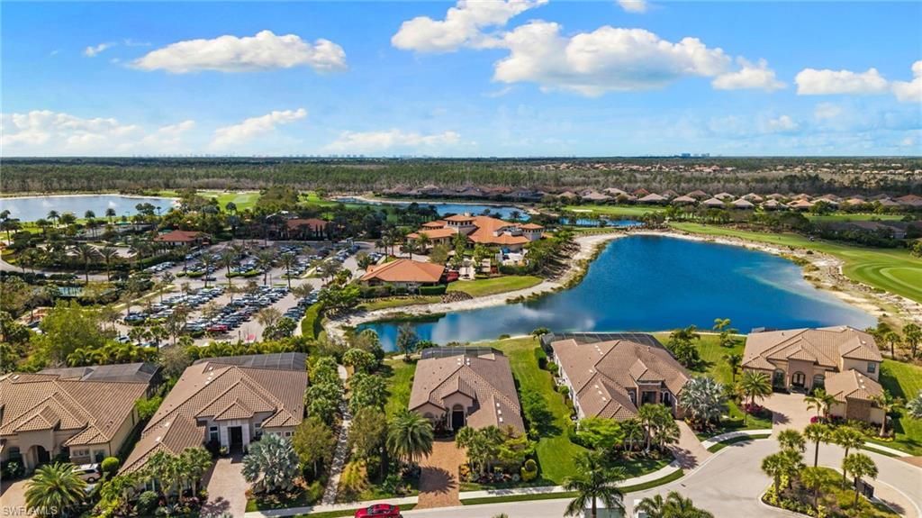 9012 Sorreno Ct, Naples, FL 34119 Photo