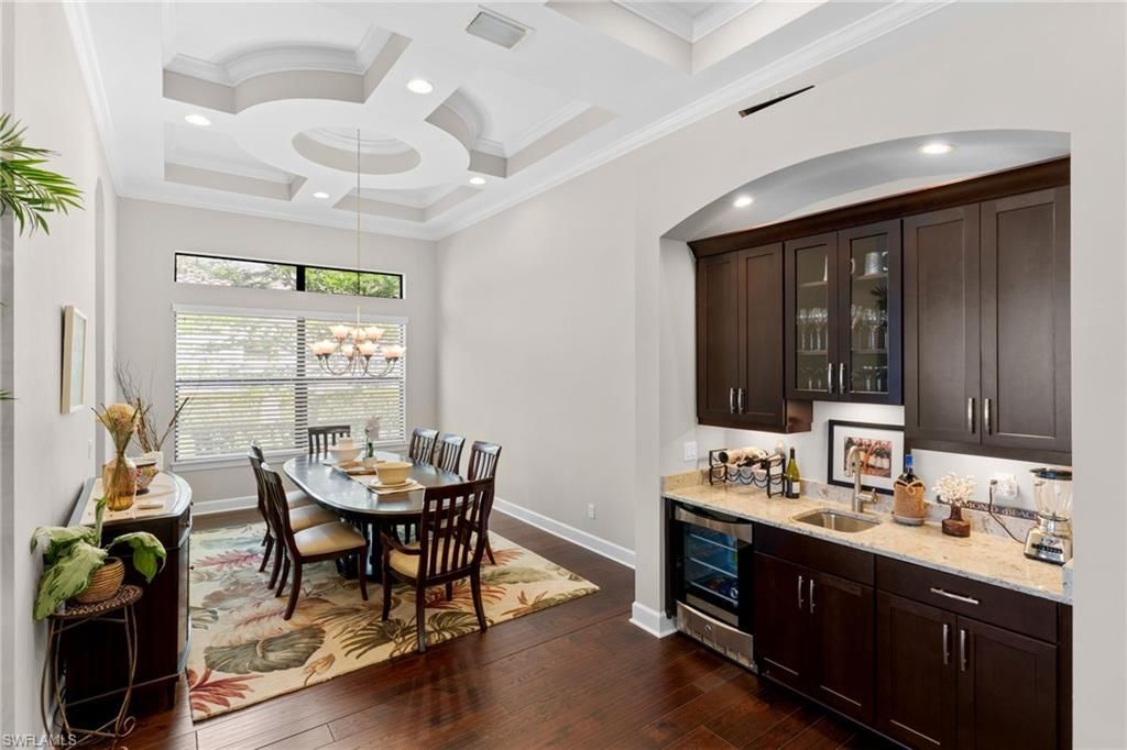 9012 Sorreno Ct, Naples, FL 34119 Photo