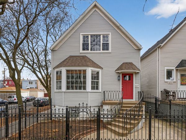 1657 N Harding Avenue , Chicago, IL 60647