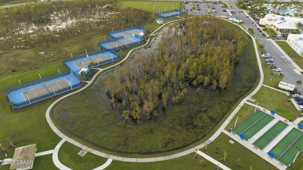 443 Landshark Boulevard, Daytona Beach, FL 32124 Photo