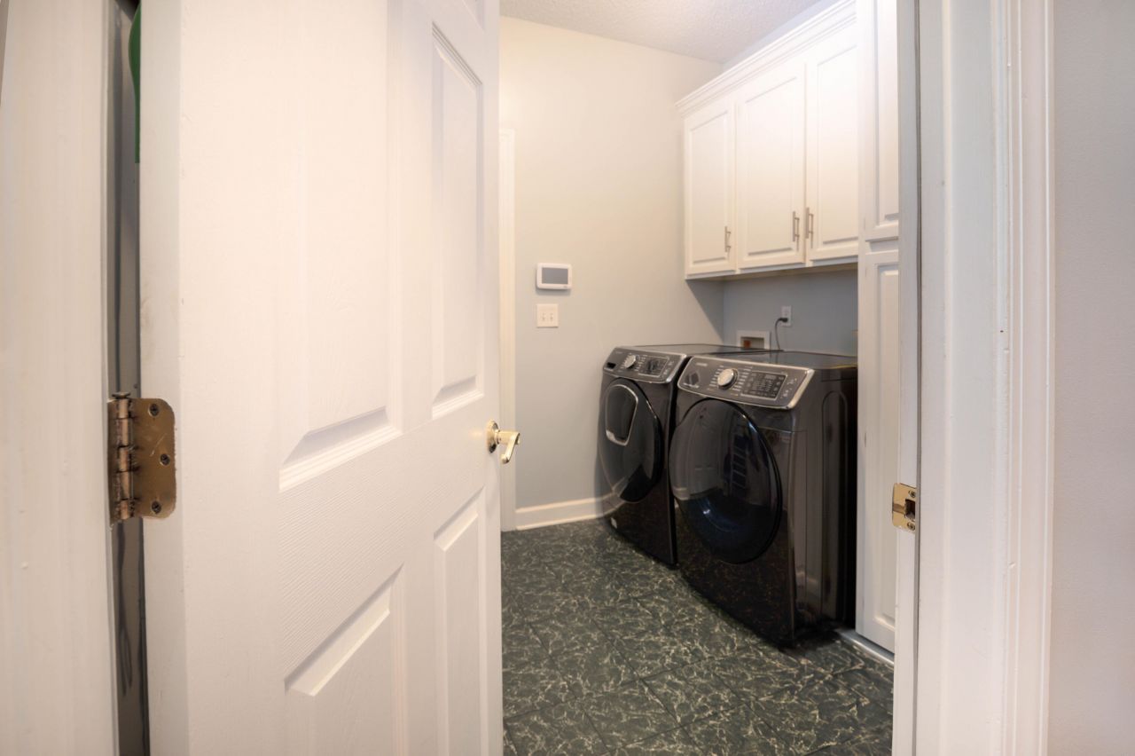 2445 Vaucluse Road Photo 22