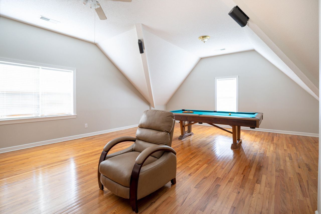 2445 Vaucluse Road Photo 32