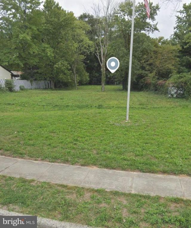 100 N Garden Boulevard, Edgewater Park, NJ 08010 Main Photo