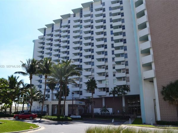 2899 Collins Ave , Unit 440, Miami Beach, FL 33140