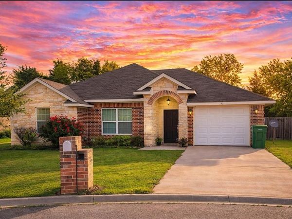 142 Tomahawk Drive, Waco, TX 76705