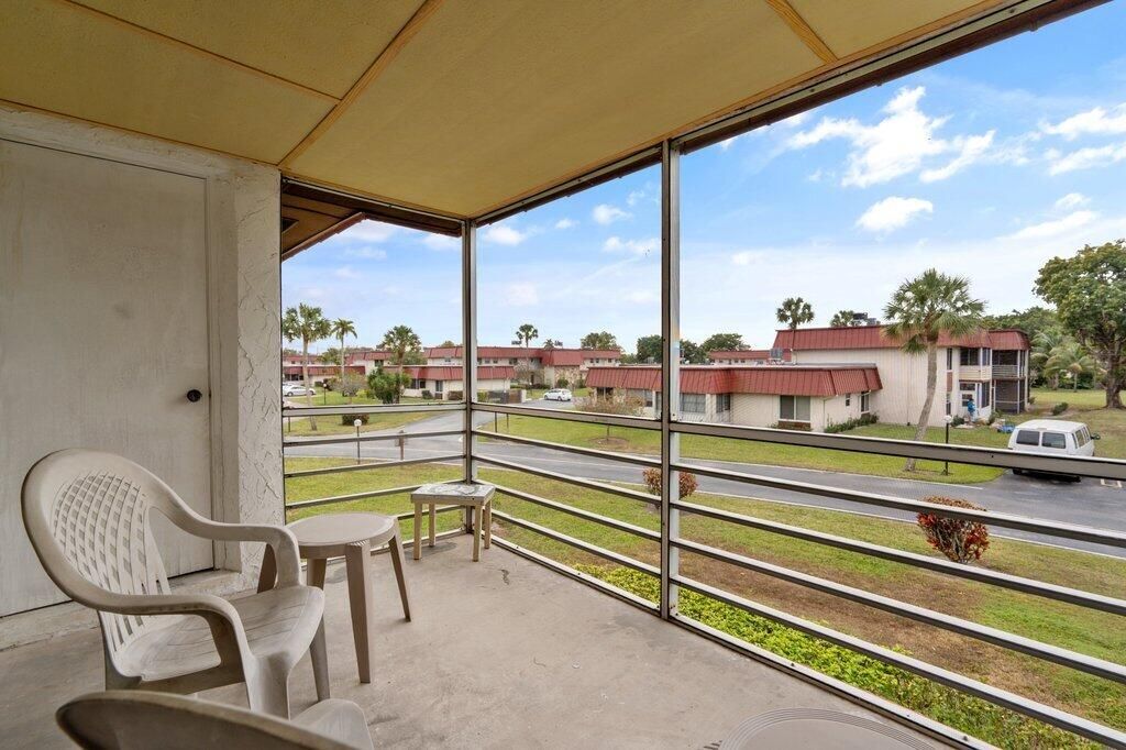 12026 Greenway Circle S, Unit 202, Royal Palm Beach, FL 33411 Photo