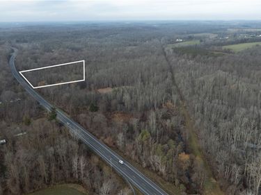 7665 Telephone Road, New York, NY 14482