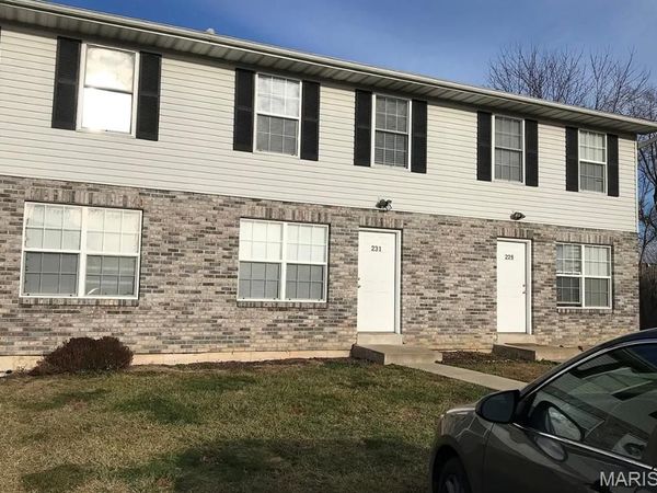231 Truman Court , Moscow Mills, MO 63362