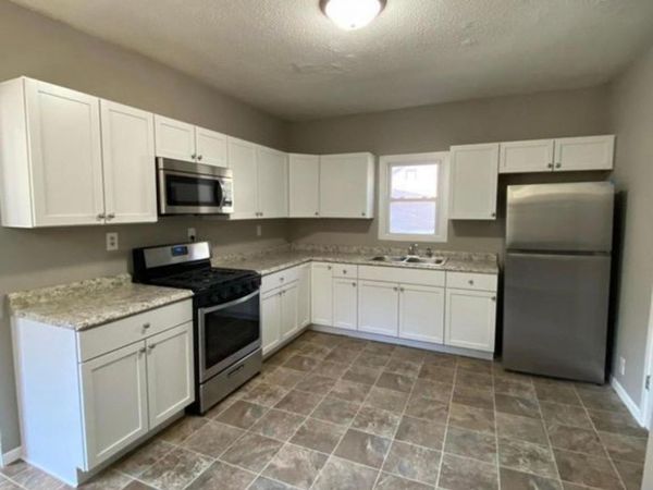 505 Beaumont Street , Saint Paul, MN 55130