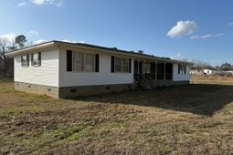 444 L J Rd. photo 4