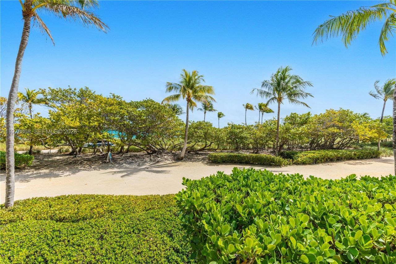 10185 Collins Ave , Unit 410, Bal Harbour, FL 33154 Photo