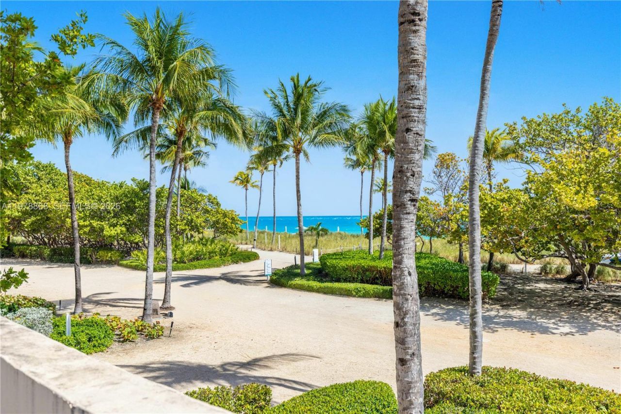 10185 Collins Ave , Unit 410, Bal Harbour, FL 33154 Photo