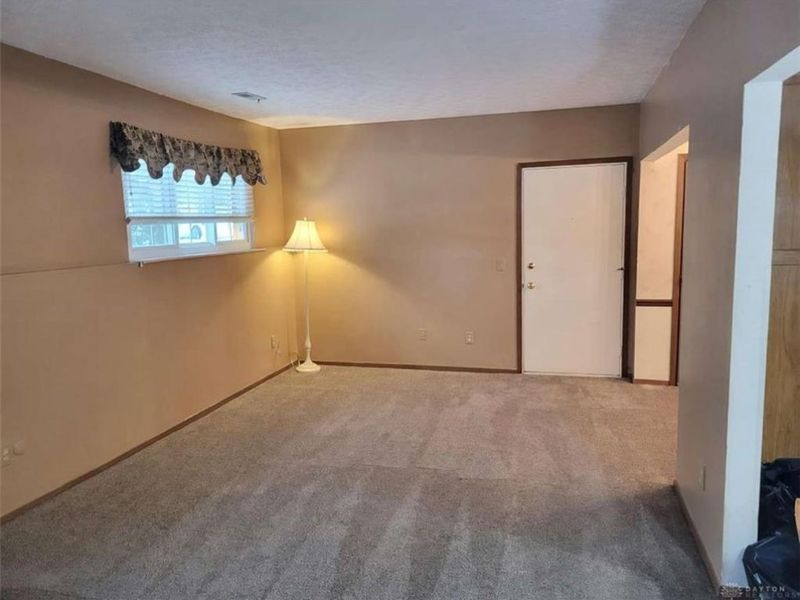 8803 Washington Colony Drive, Dayton, OH 45458 Photo 3