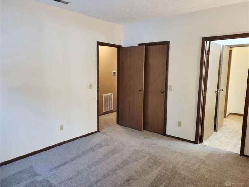 8803 Washington Colony Drive, Dayton, OH 45458 Photo 4