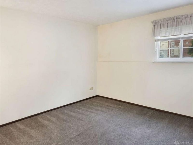 8803 Washington Colony Drive, Dayton, OH 45458 Photo 5