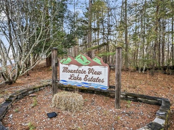 7707 Elm Circle, Murrayville, GA 30564