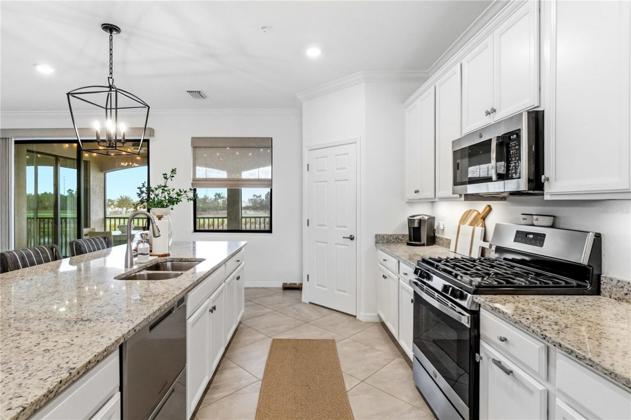 6015 Worsham Lane, Unit 103, Bradenton, FL 34211 Photo