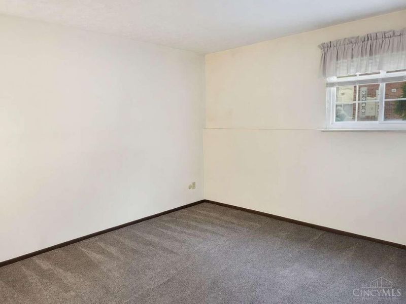 8803 Washington Colony Drive, Dayton, OH 45458 Photo 5