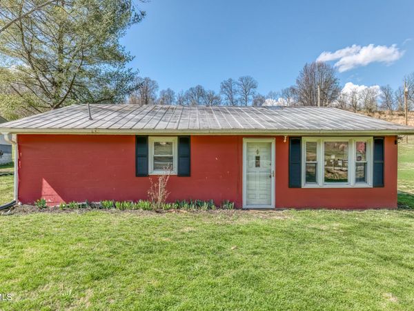 105 Hubbard Road, Jonesborough, TN 37659