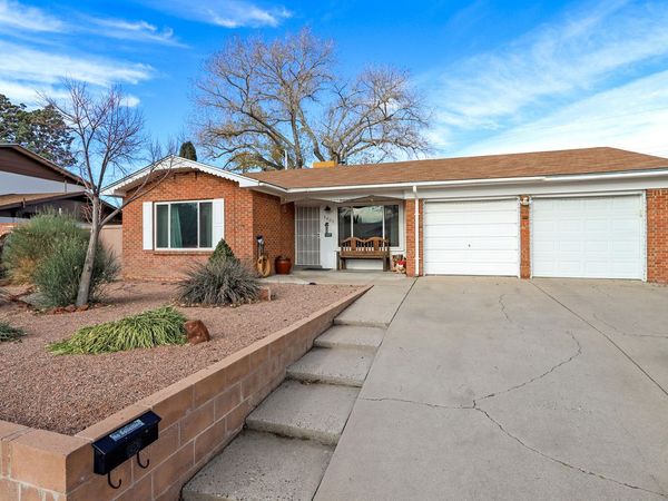 3205 Bahama Street NE, Albuquerque, NM 87111