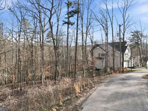 7703 Elm Circle, Murrayville, GA 30564