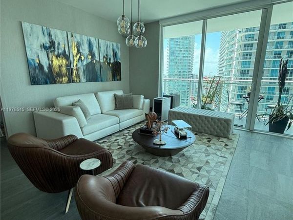1080 Brickell Ave, Unit 2109, Miami, FL 33131