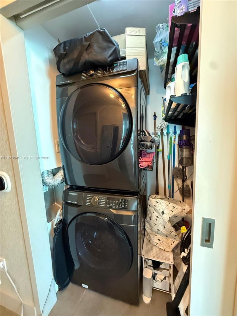 1080 Brickell Ave, Unit 2109, Miami, FL 33131 Photo