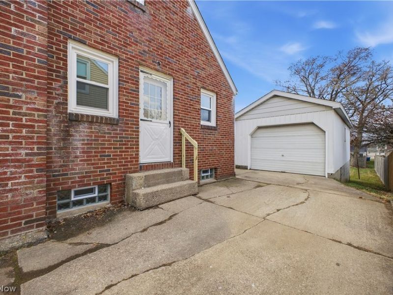 227 E Wilson Street, Struthers, OH 44471 Photo 30