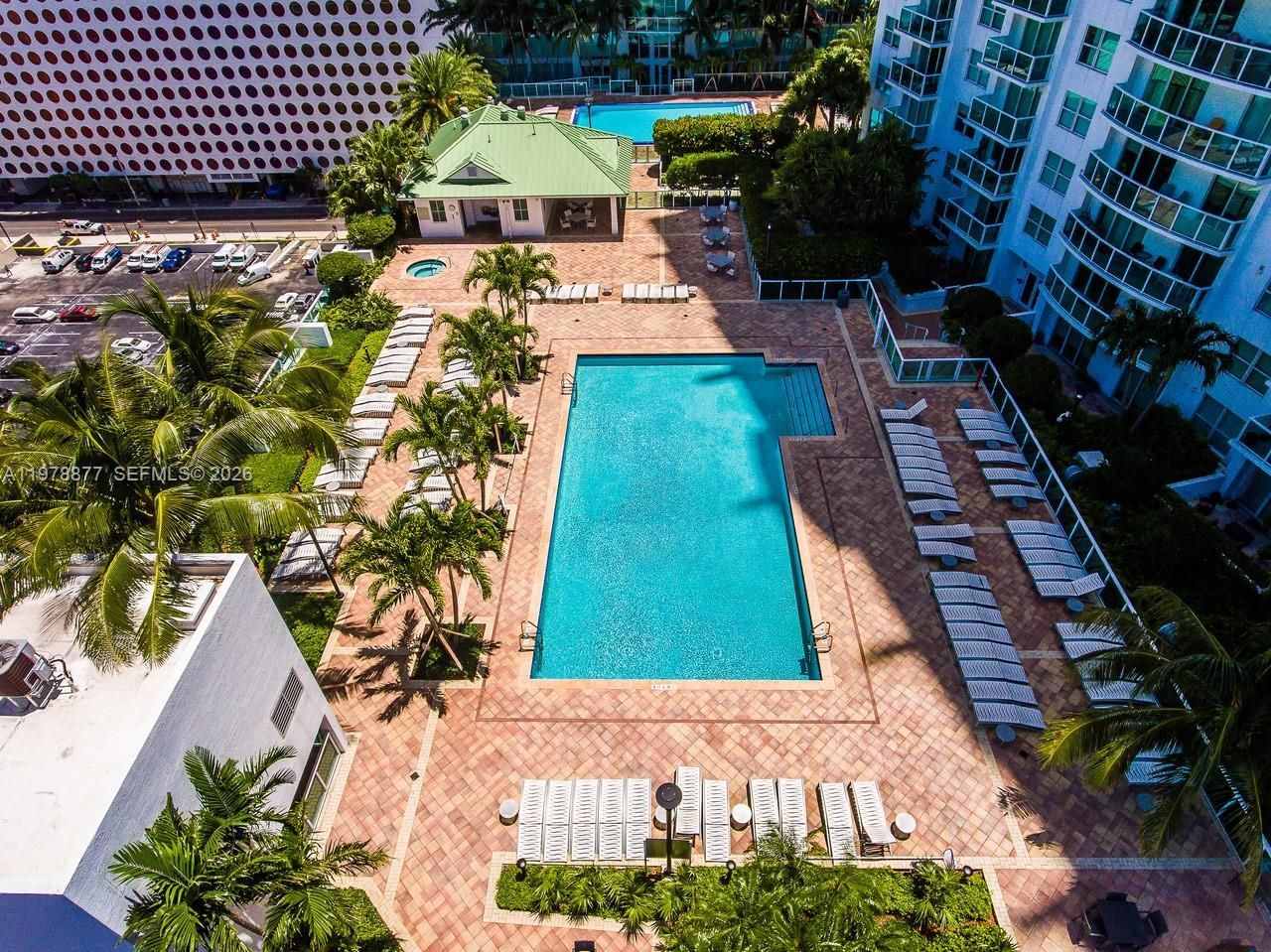 31 SE 5th St, Unit 407, Miami, FL 33131 Photo