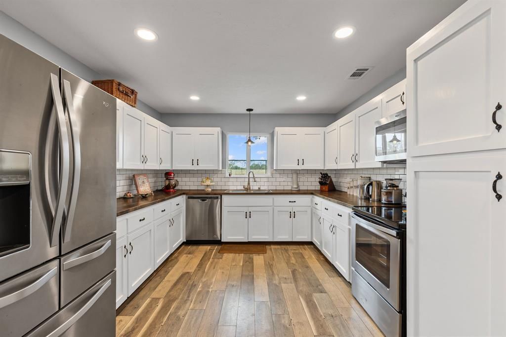 2799 State Highway 276, Emory, TX 75440 Main Photo